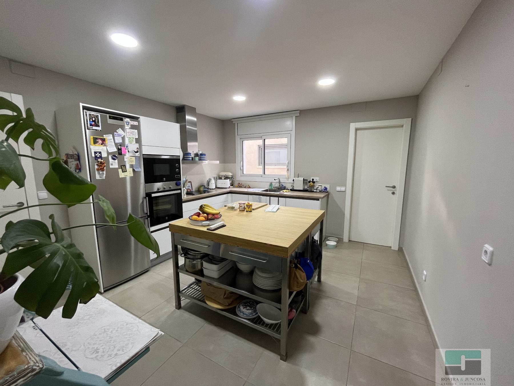 For rent of chalet in Castelldefels