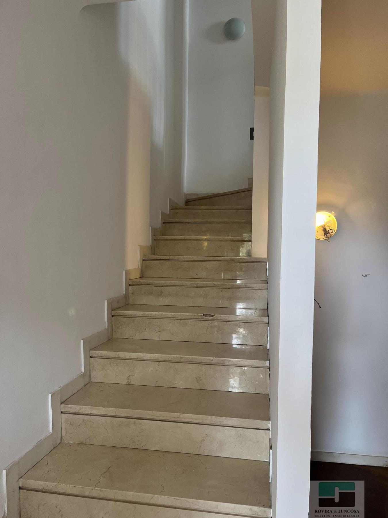 For sale of chalet in Castelldefels