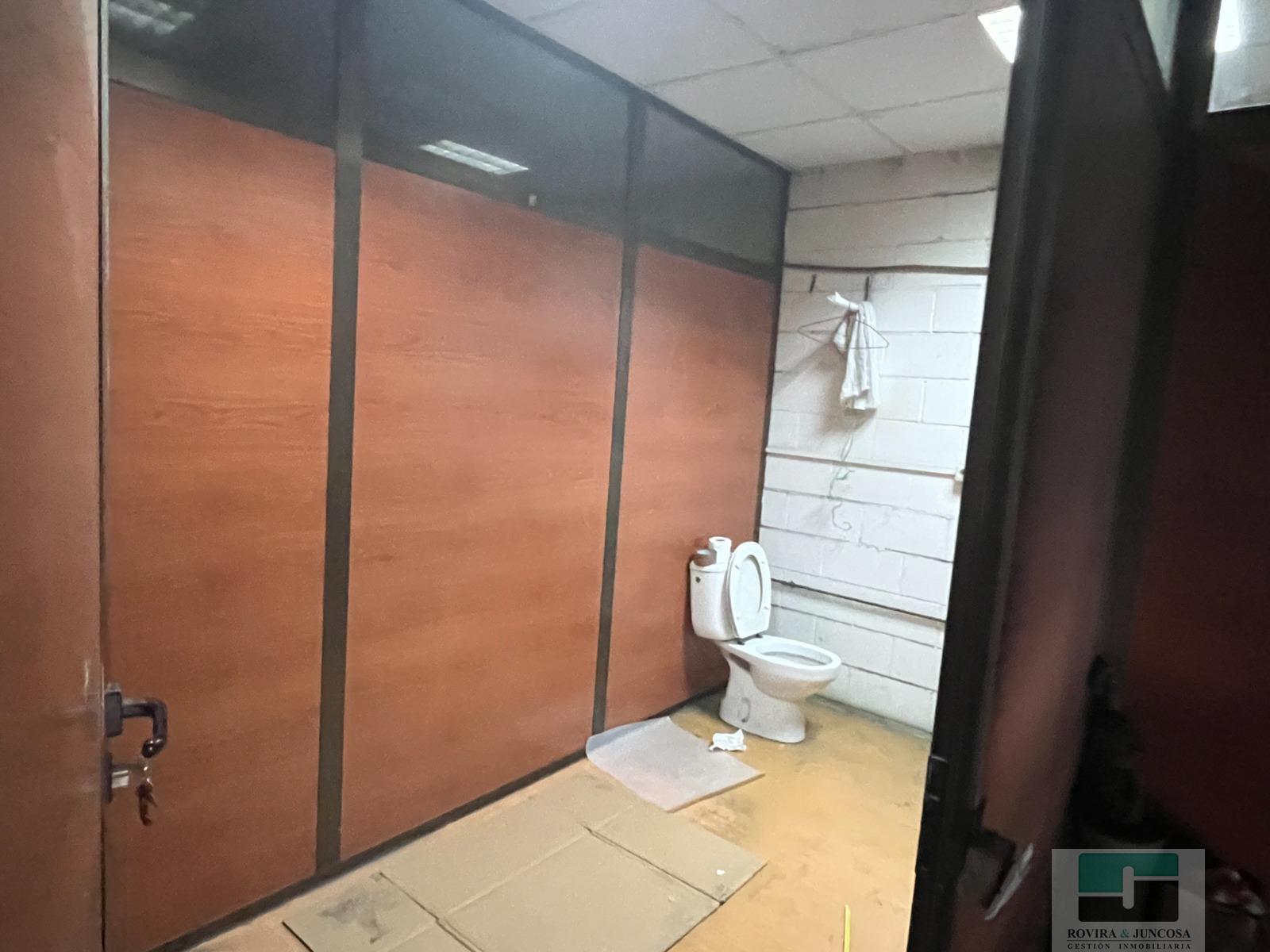For rent of industrial plant/warehouse in Sant Boi de Llobregat