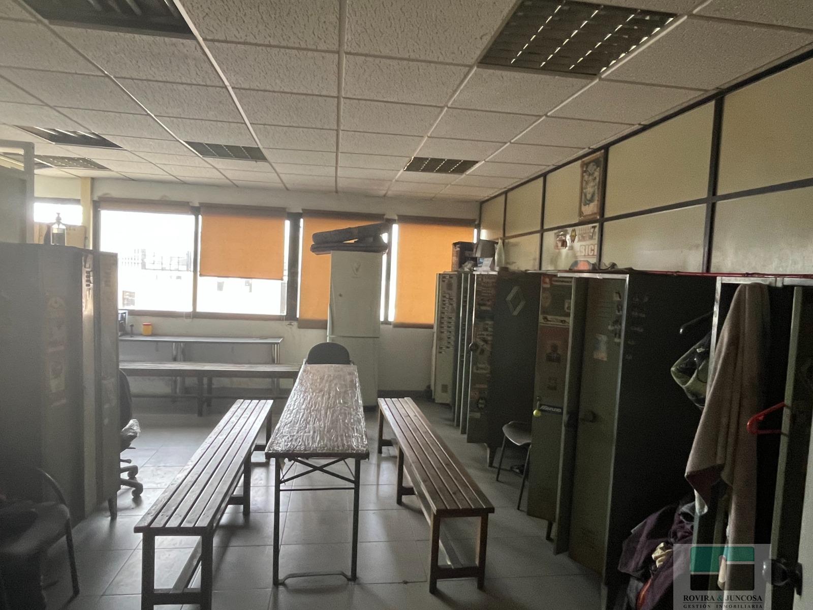 For rent of industrial plant/warehouse in Sant Boi de Llobregat