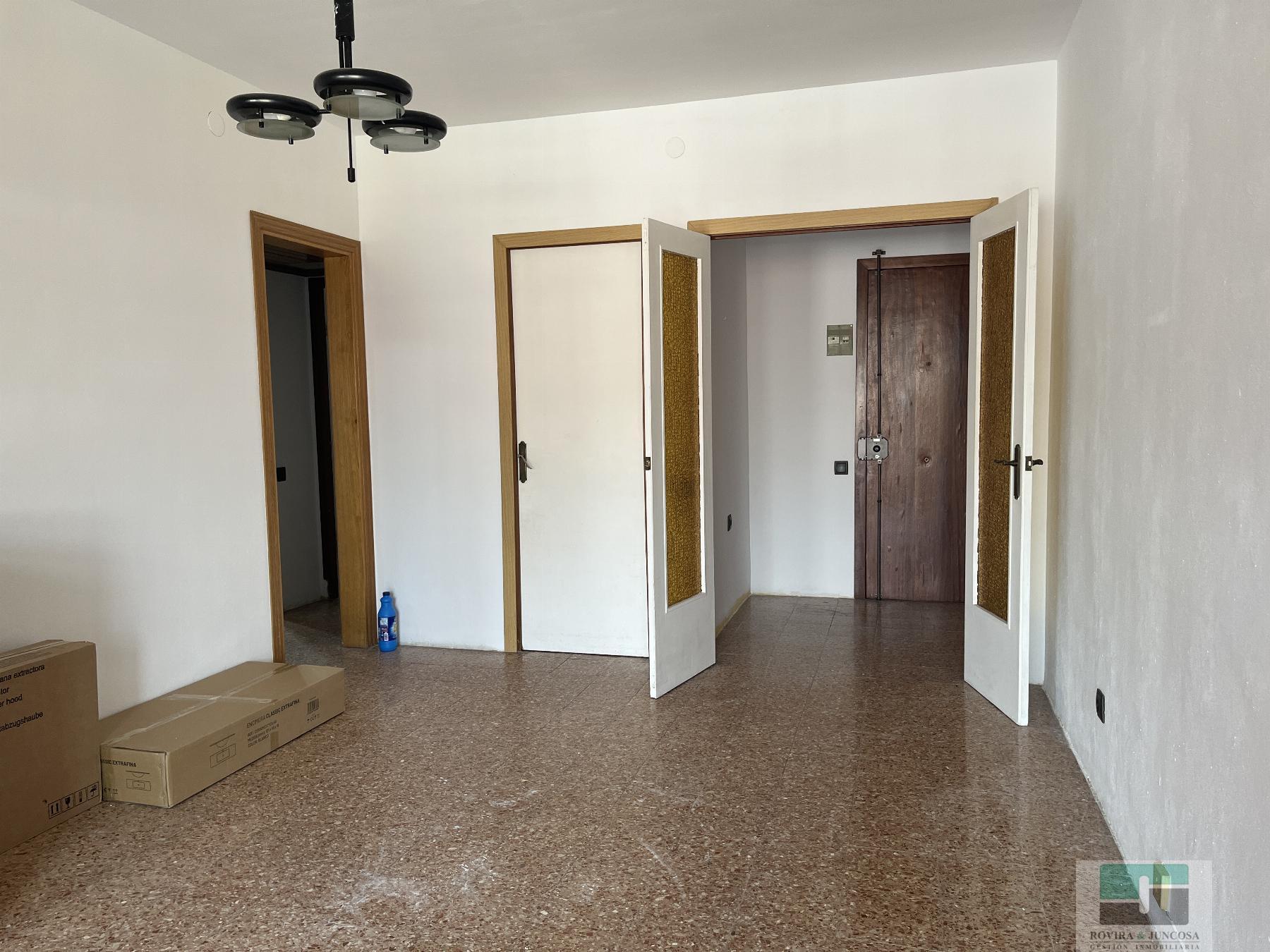 For sale of flat in Castelldefels