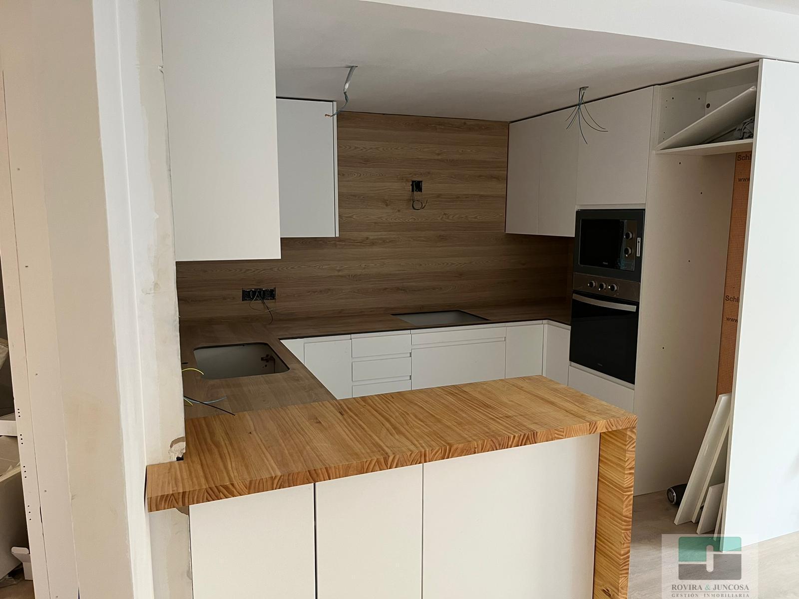 For rent of penthouse in Castelldefels