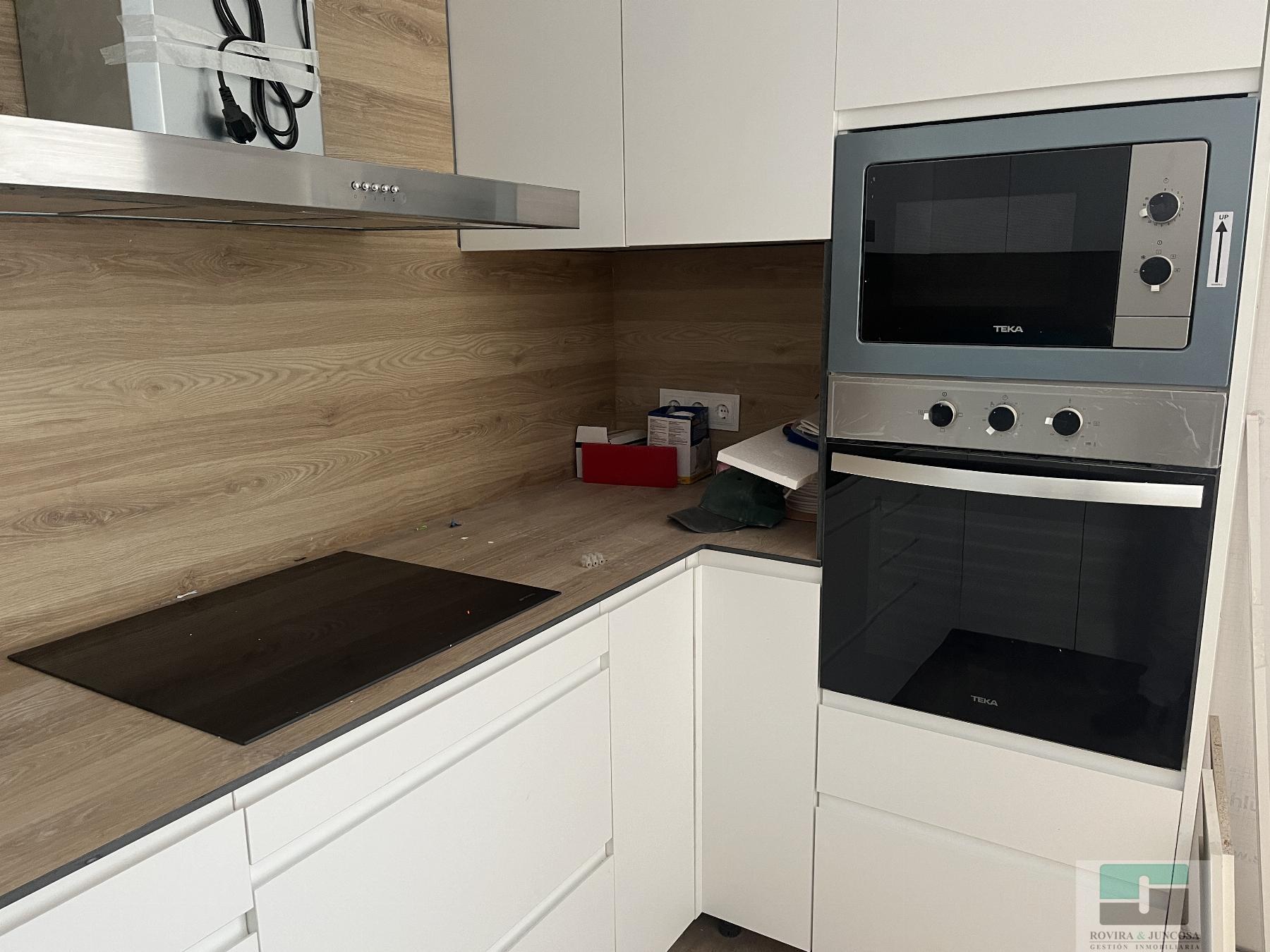 For rent of penthouse in Castelldefels