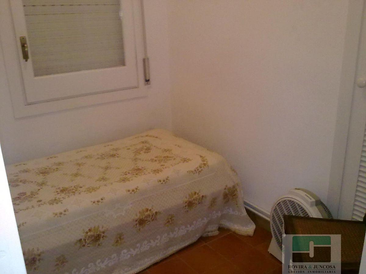For sale of chalet in Castelldefels