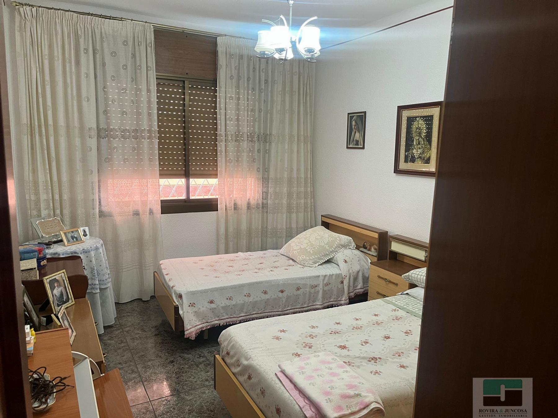 For sale of flat in Castelldefels