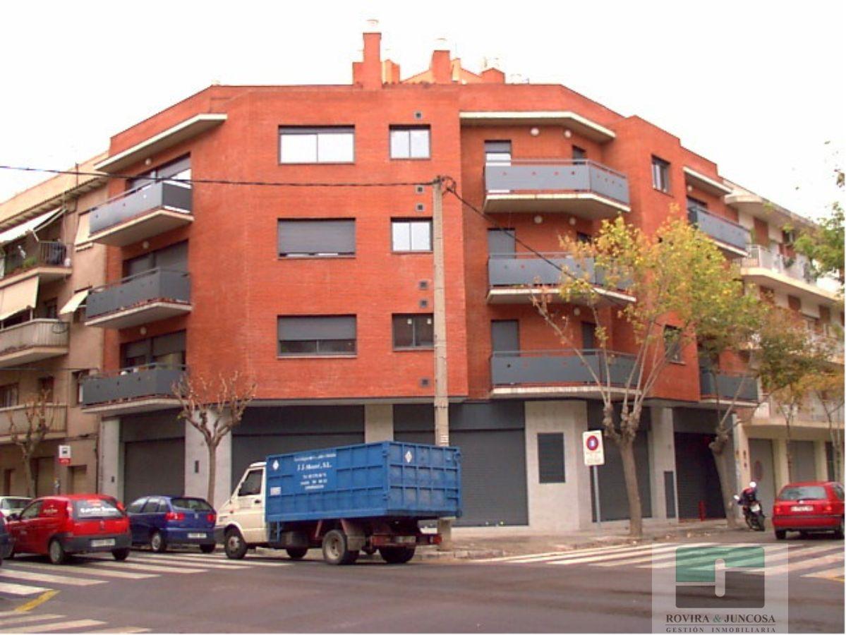 For sale of garage in Castelldefels
