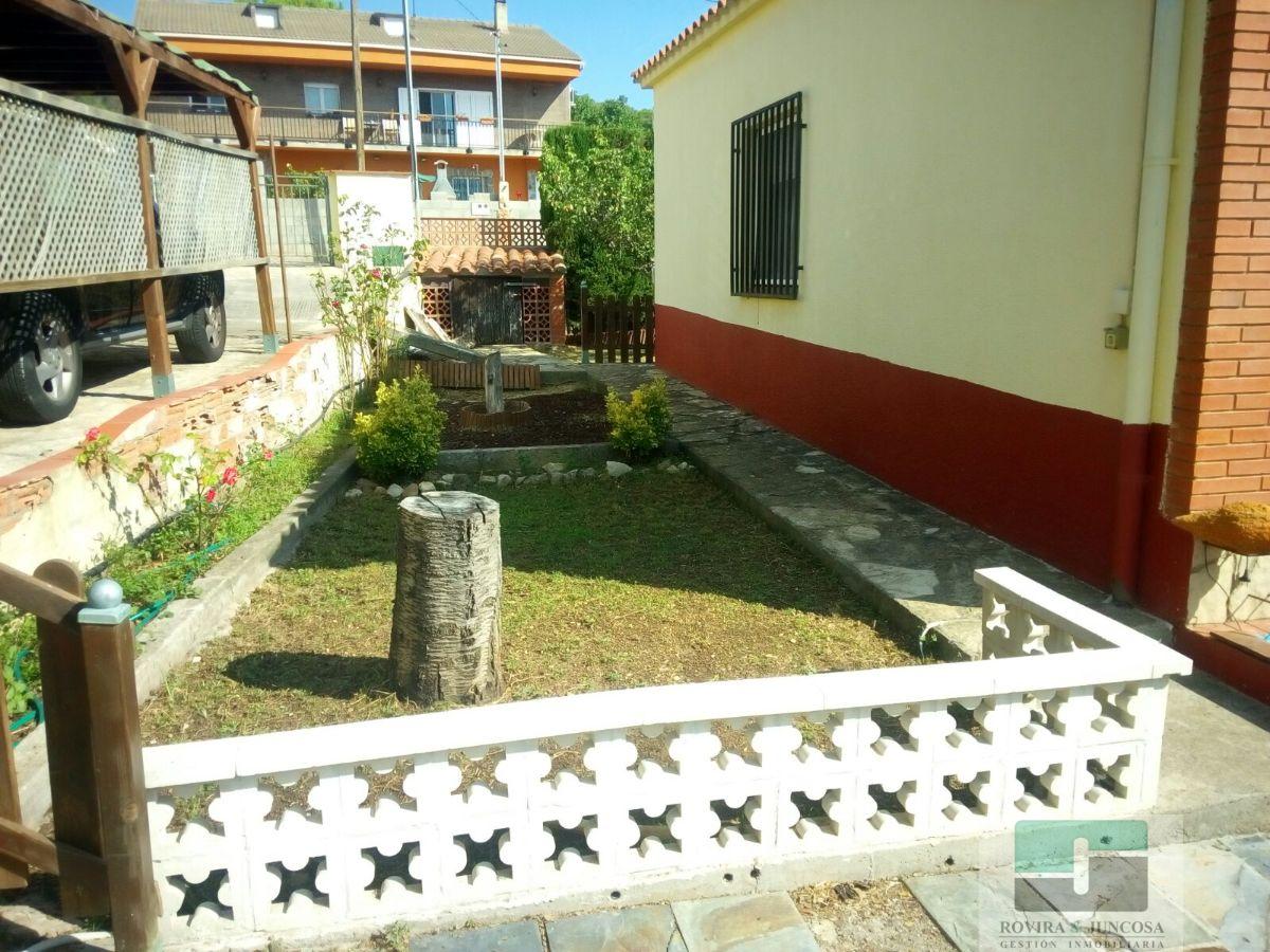For sale of chalet in Pontons