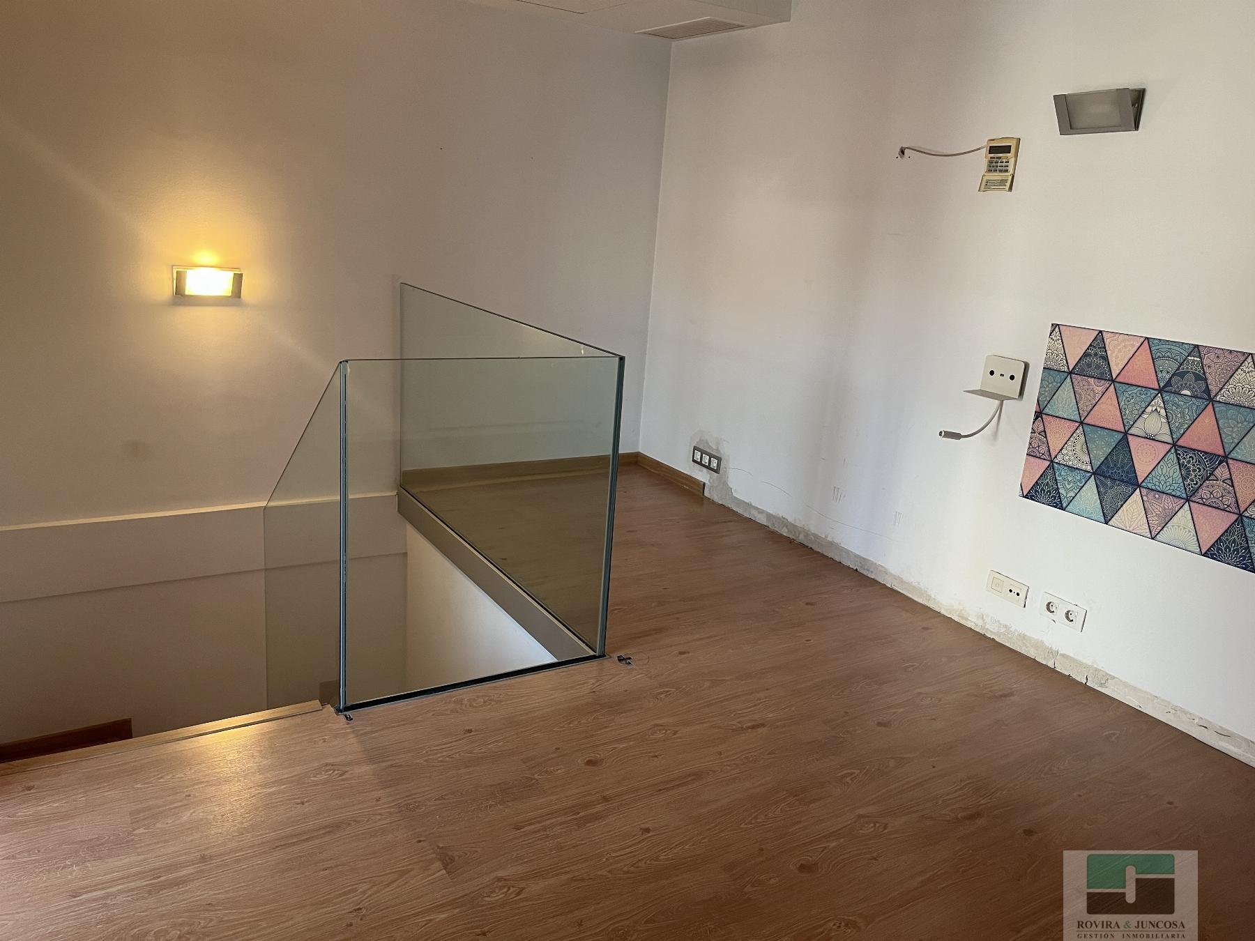 For rent of duplex in Castelldefels