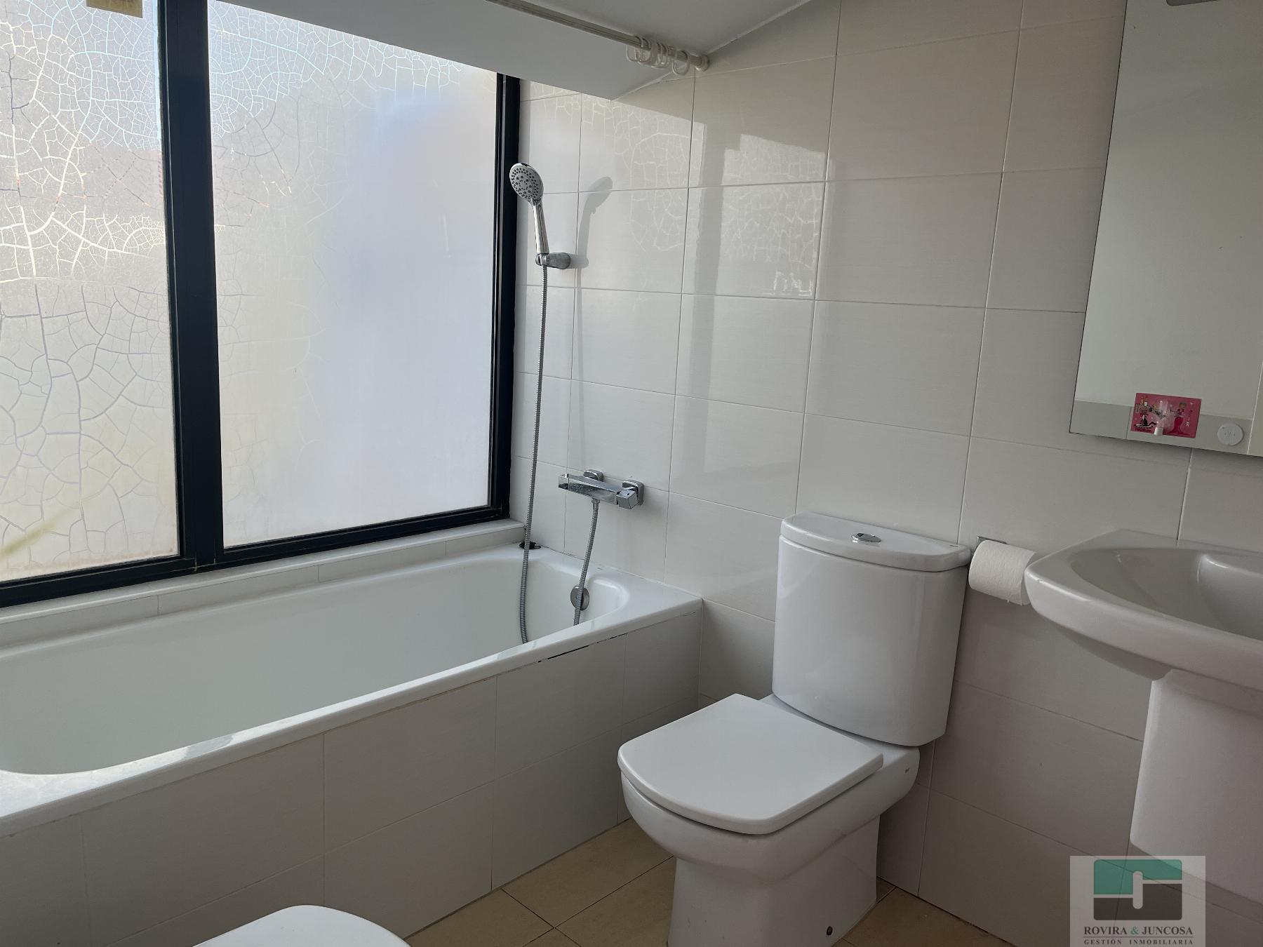 For rent of duplex in Castelldefels