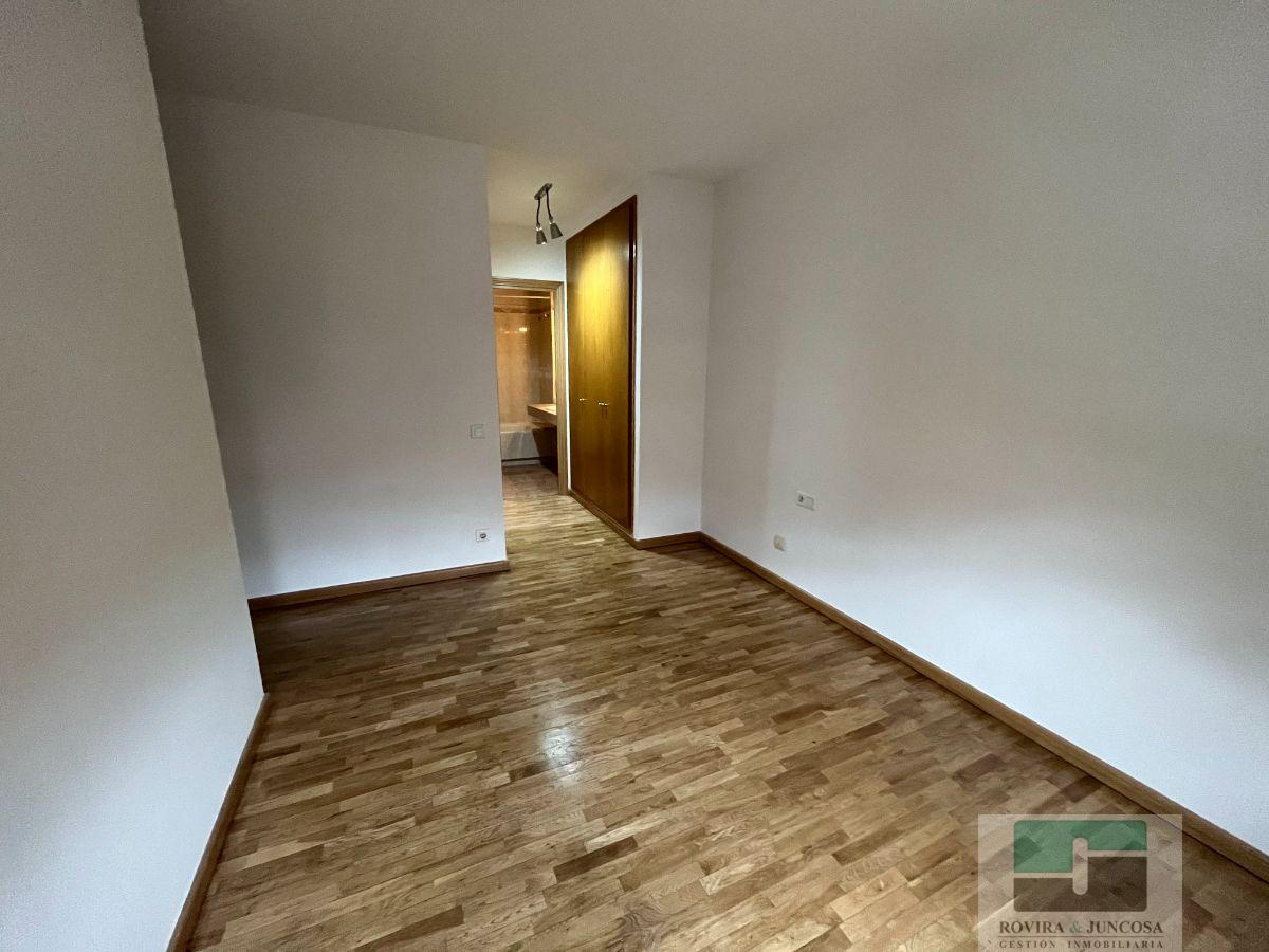 For rent of flat in Castelldefels