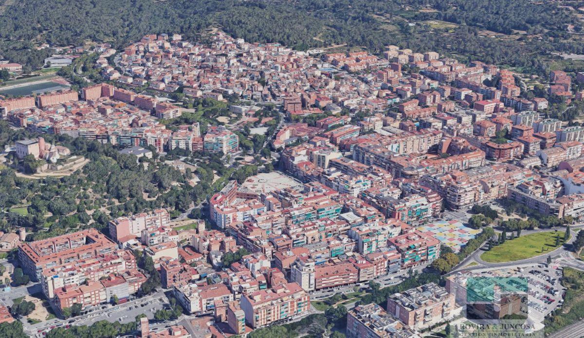For sale of commercial in Castelldefels