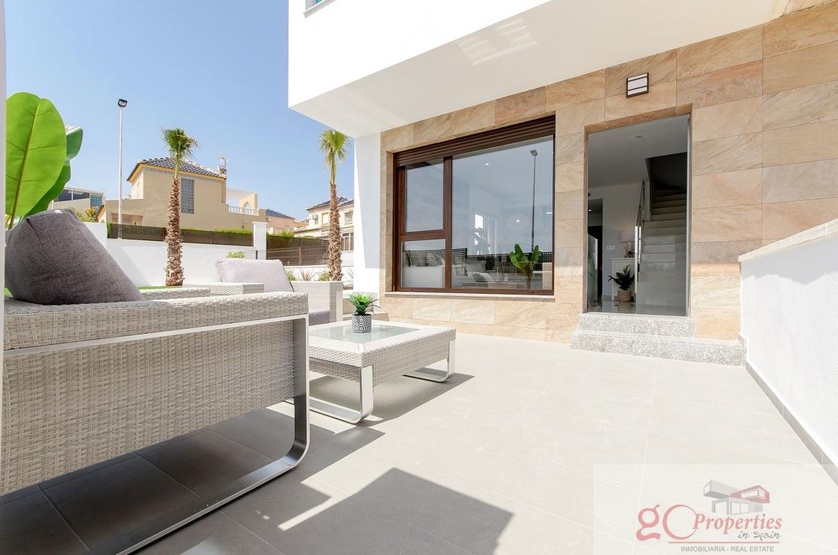 For sale of new build in Torrevieja