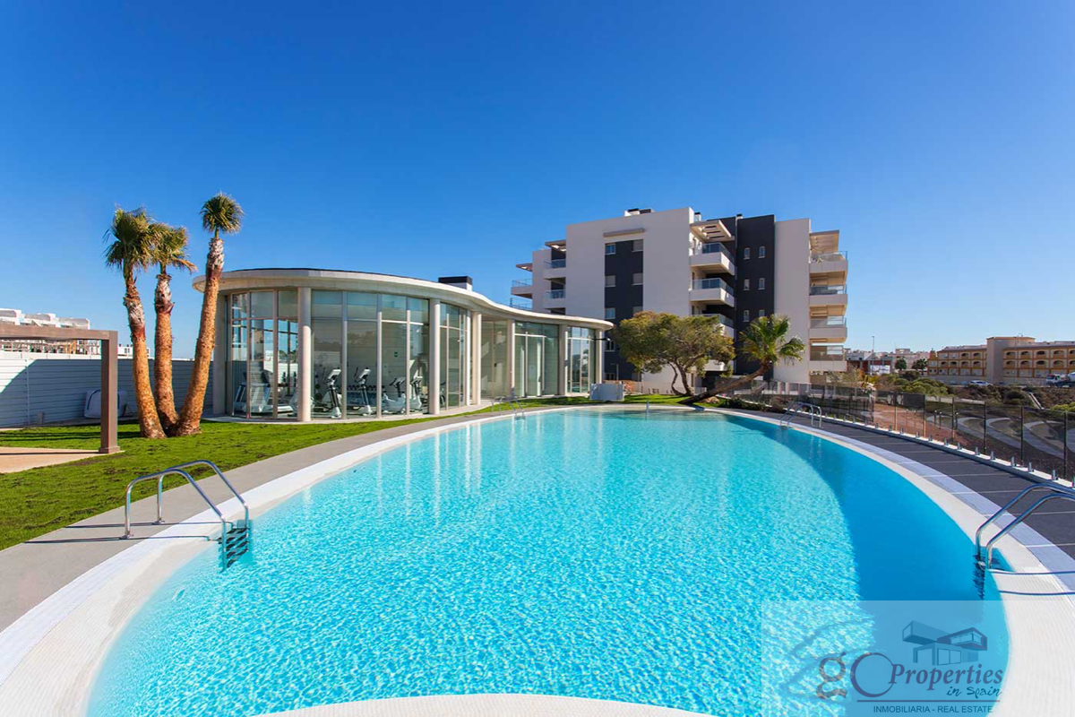 For sale of new build in Orihuela Costa