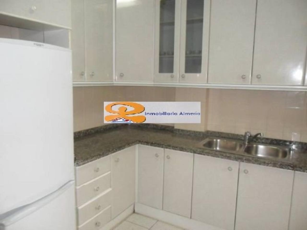 For sale of flat in Almería