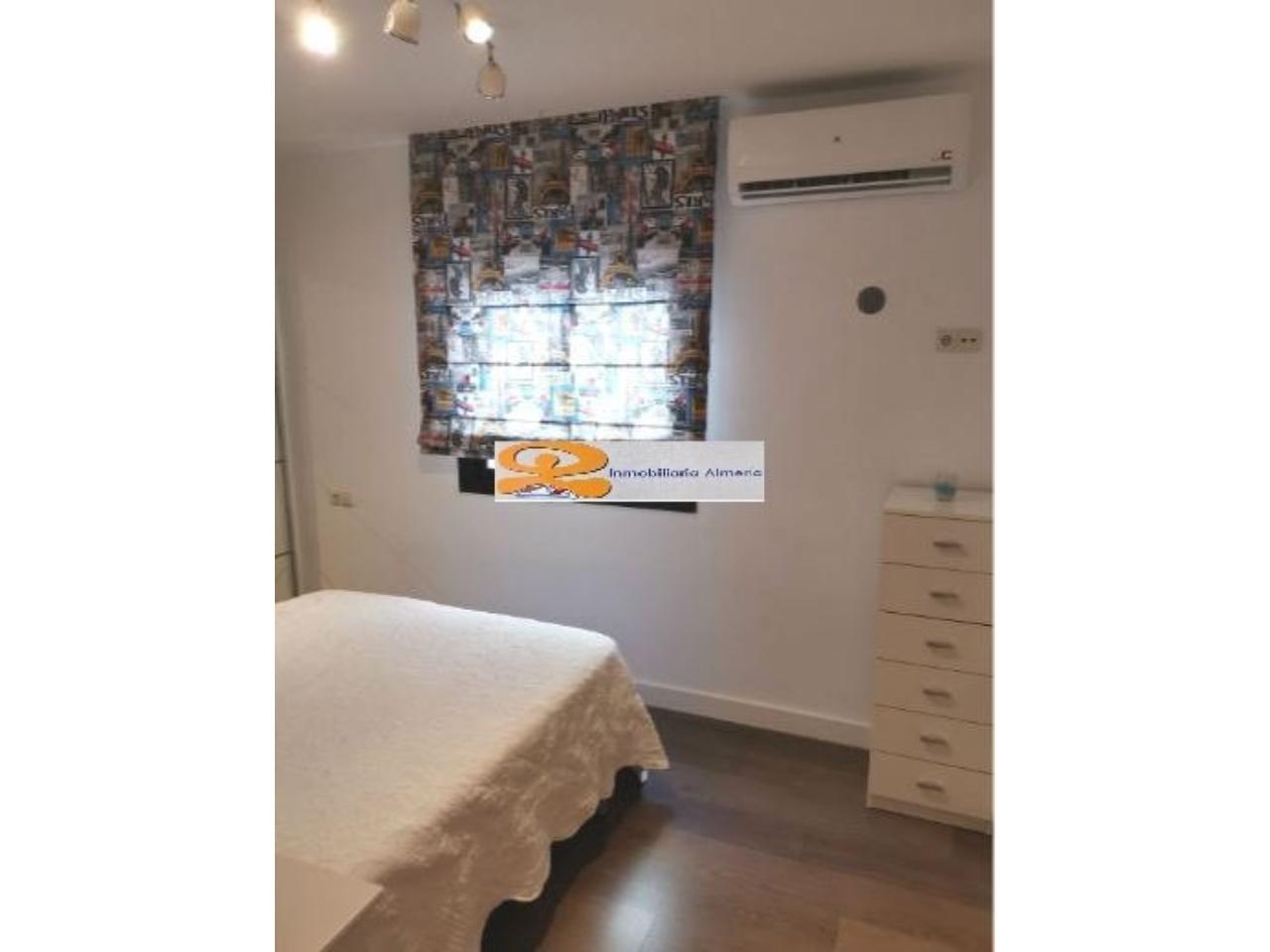 For sale of flat in Almería
