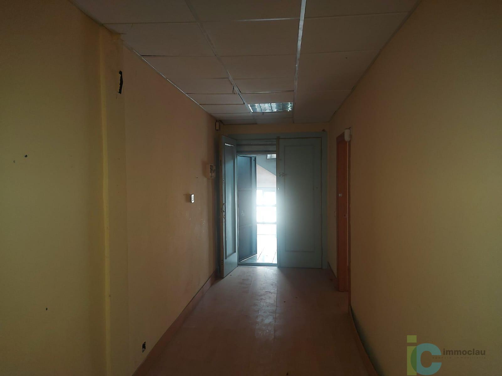 For sale of industrial plant/warehouse in L Hospitalet de Llobregat