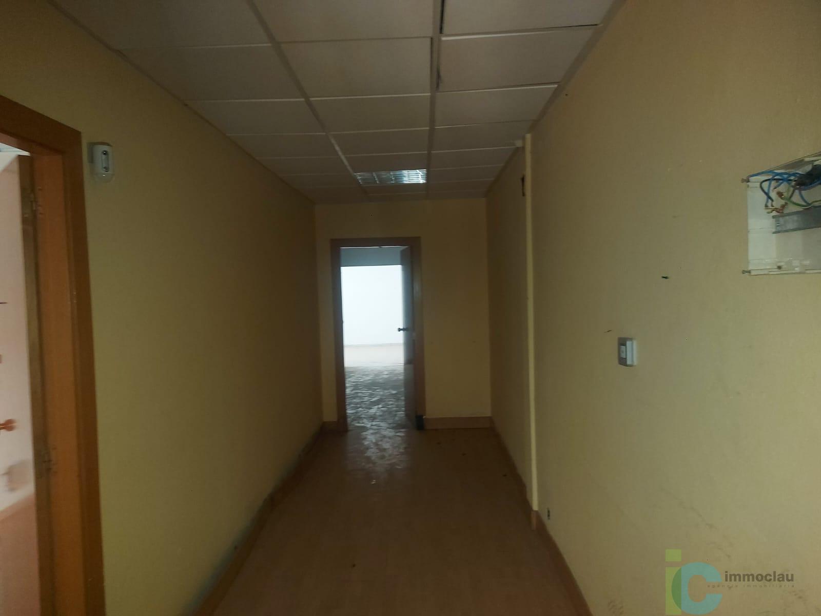 For sale of industrial plant/warehouse in L Hospitalet de Llobregat