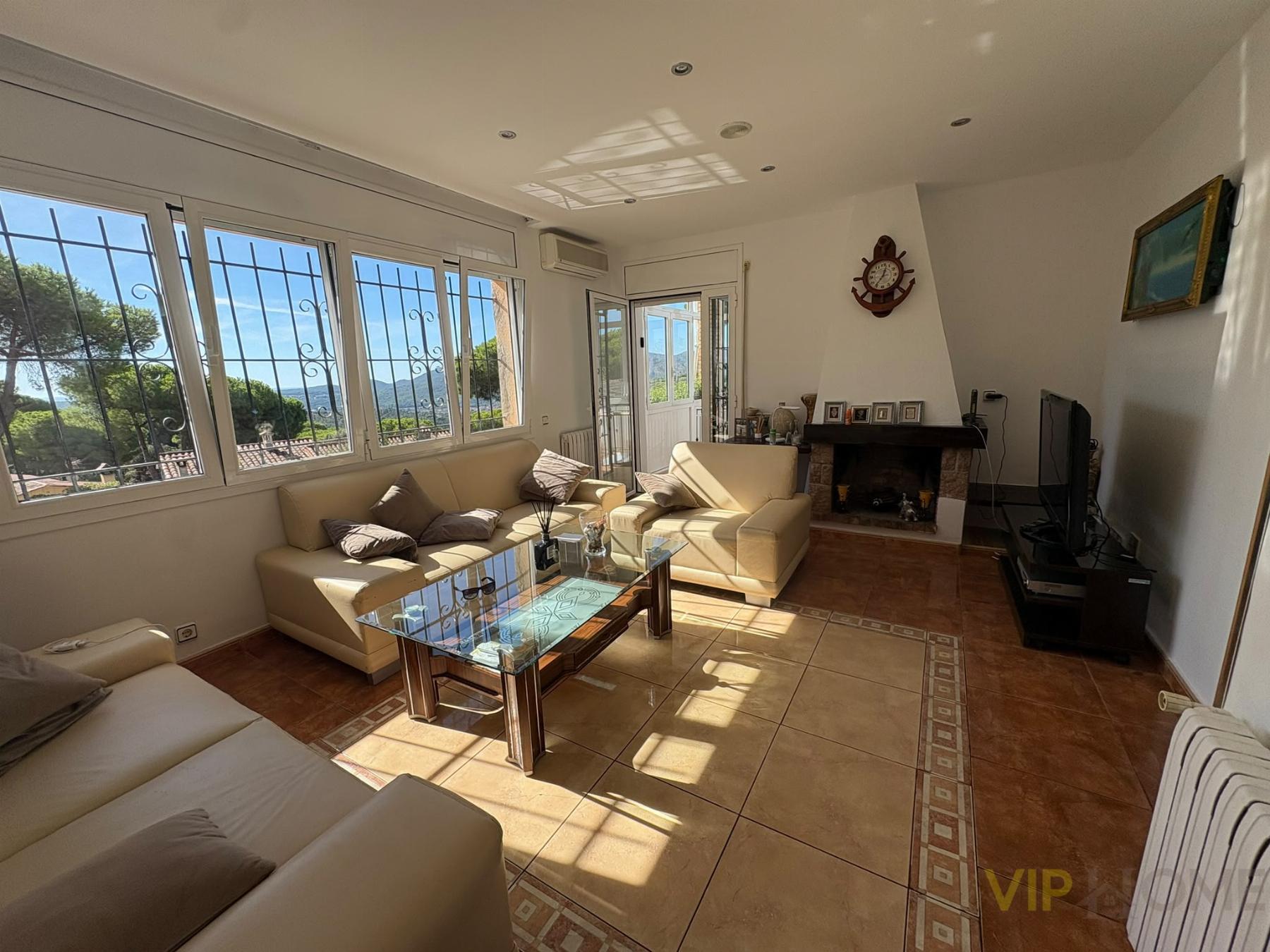 Venta de chalet en Santa Cristina D´aro