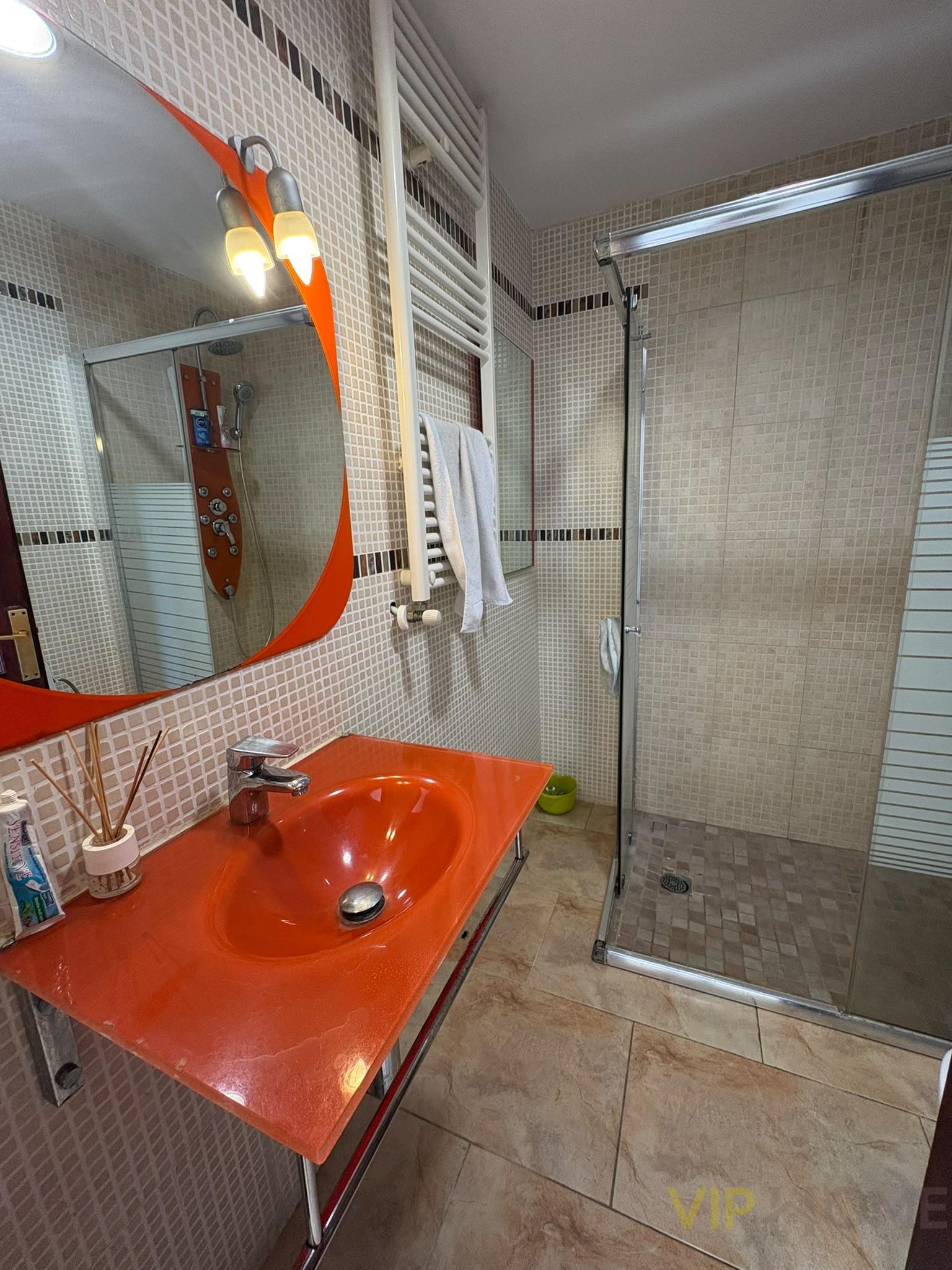 Venta de chalet en Santa Cristina D´aro