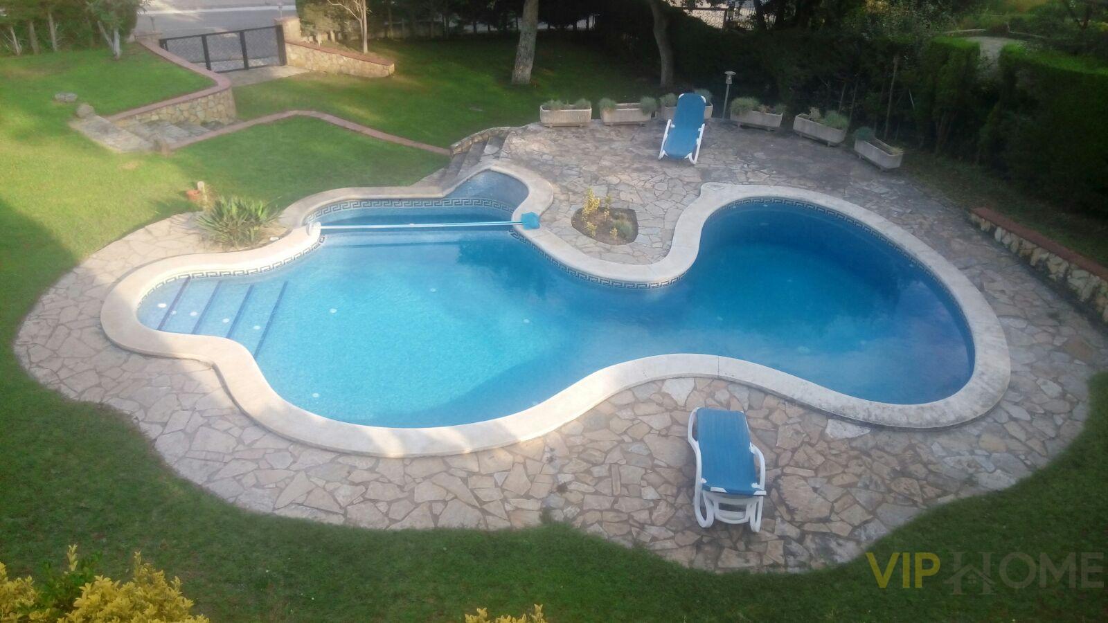 For sale of house in Calonge