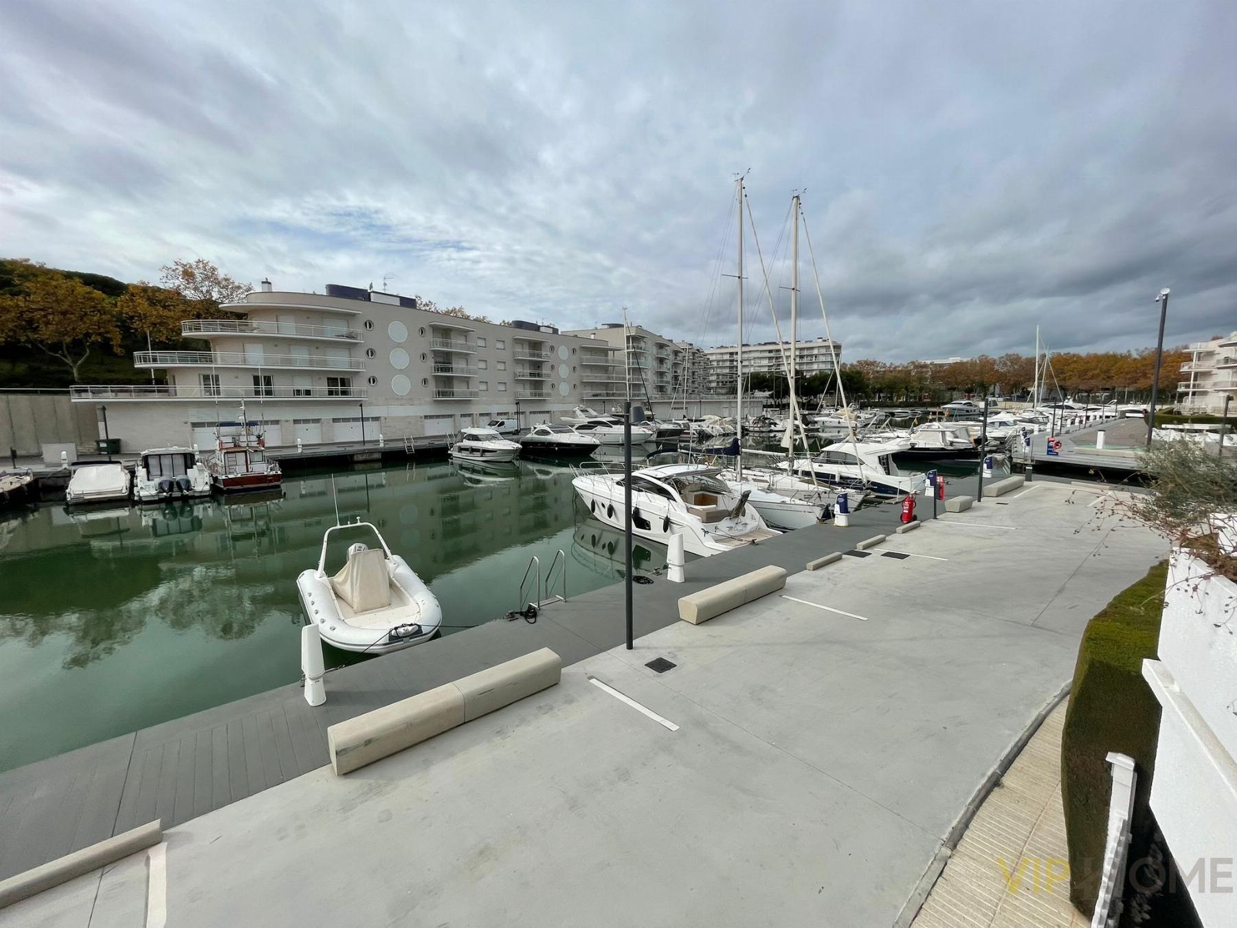 Venta de dúplex en Castell-Platja d´Aro