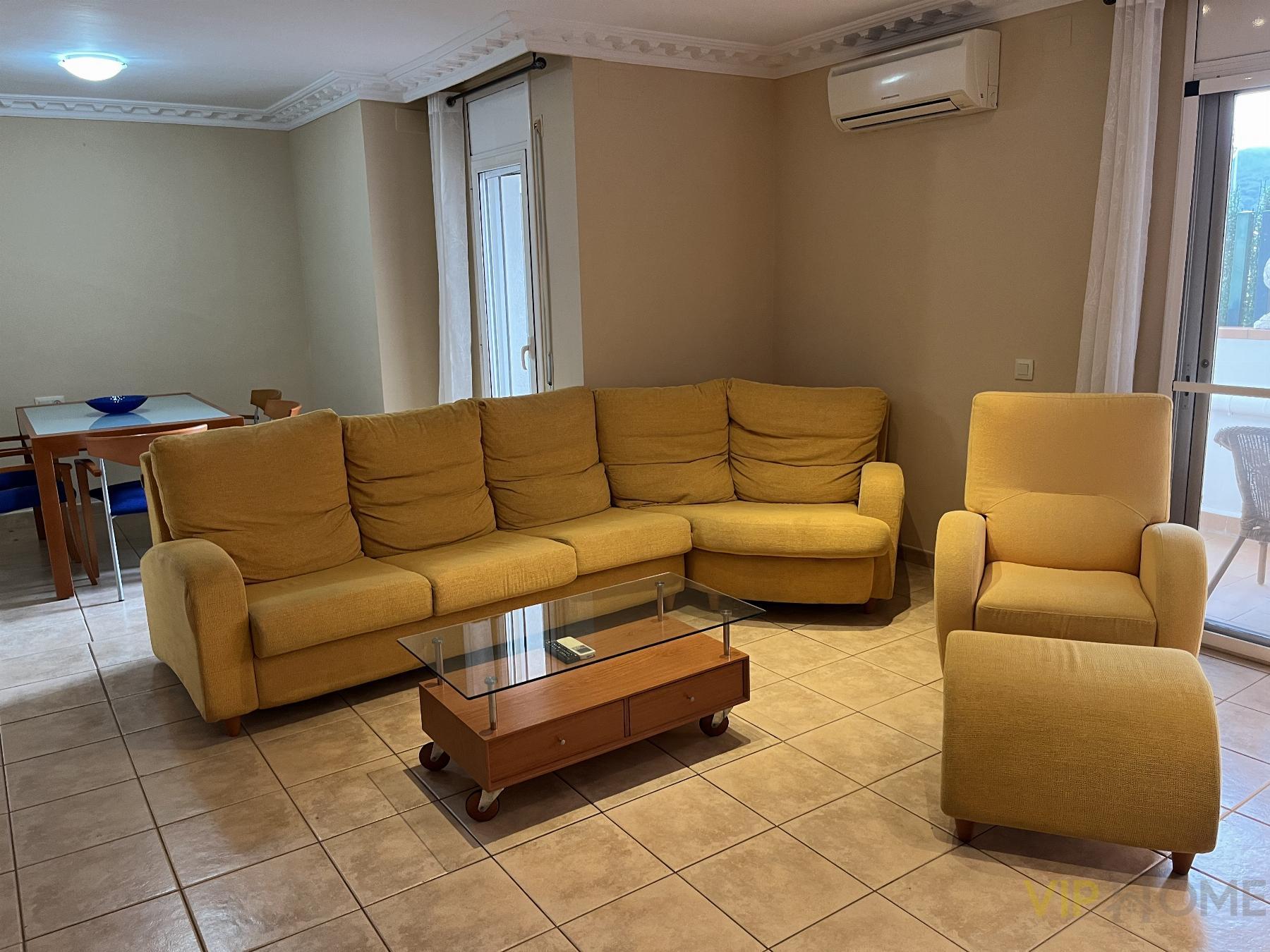 For sale of flat in Santa Cristina D´aro