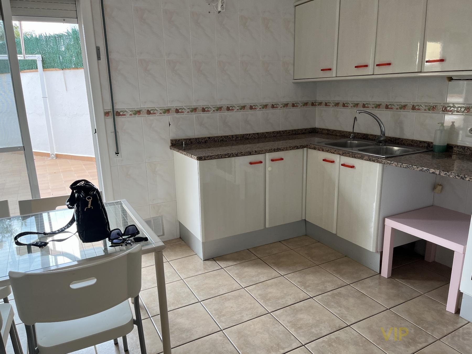 For sale of flat in Santa Cristina D´aro