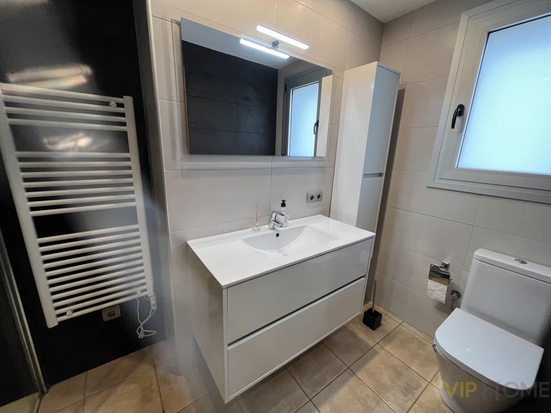 For sale of flat in Santa Cristina D´aro