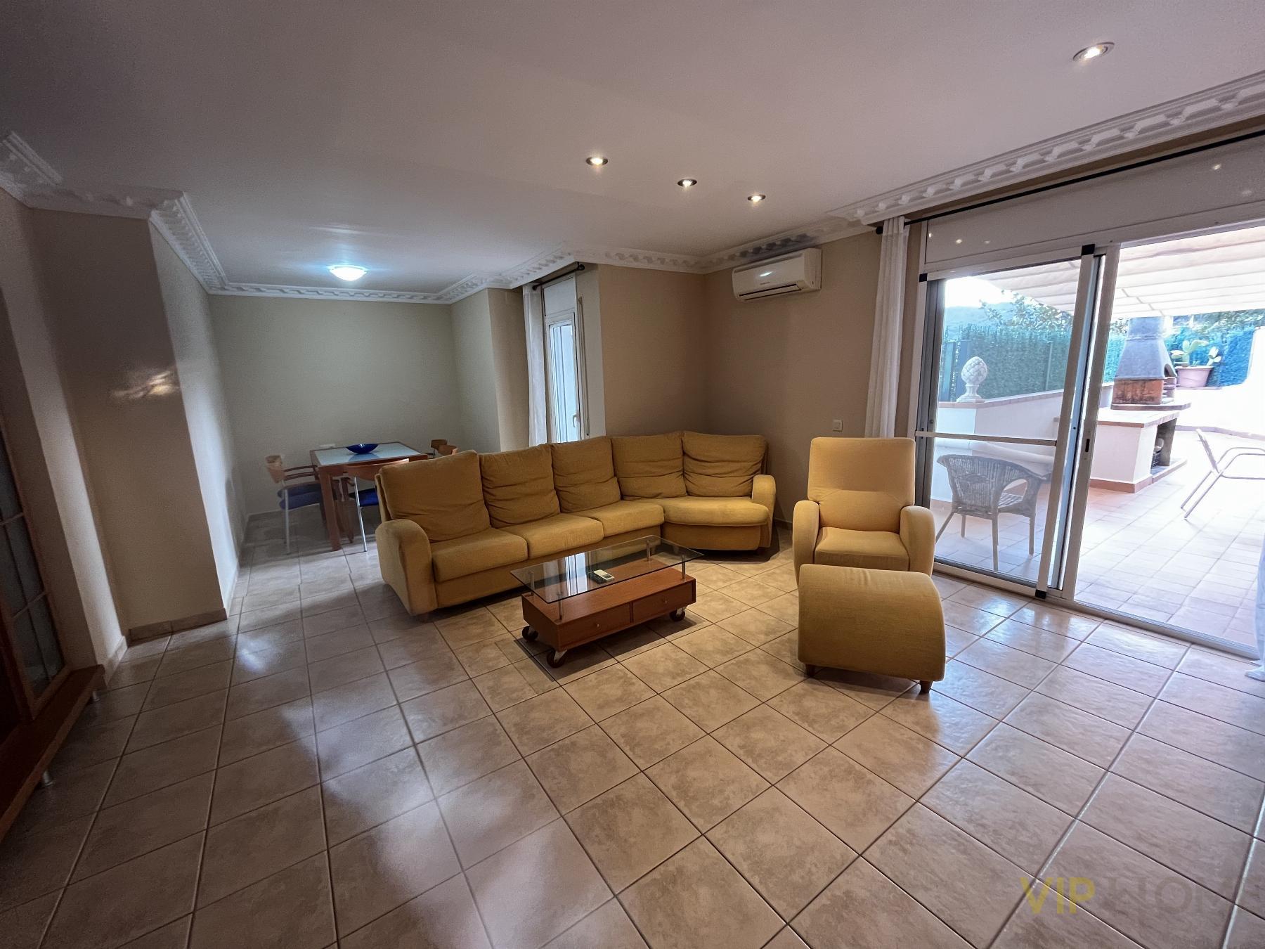 For sale of flat in Santa Cristina D´aro