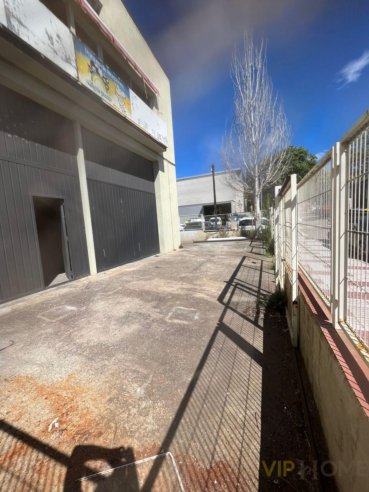 Venta de nave industrial en Castell-Platja d´Aro