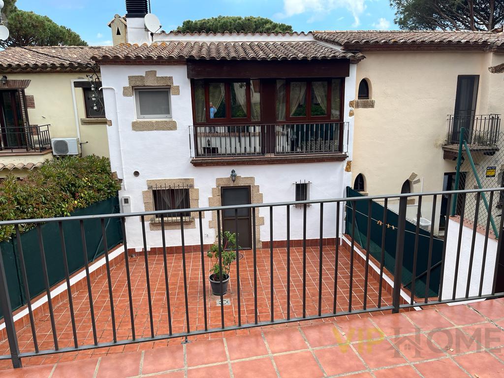 For sale of house in Santa Cristina D´aro