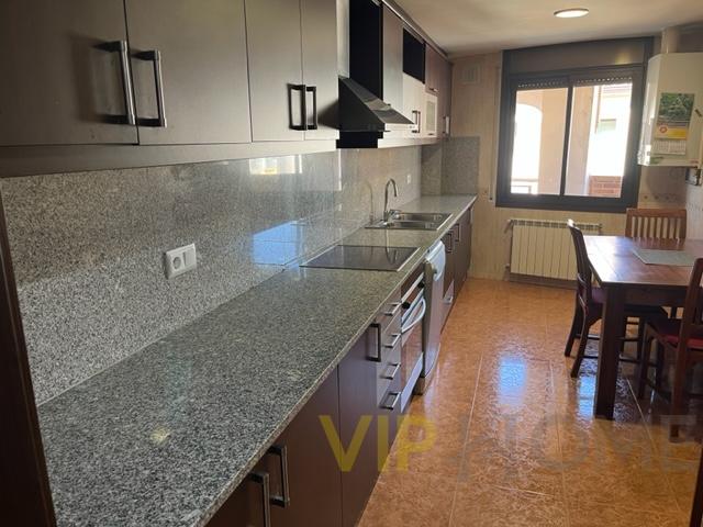 For sale of apartment in Llagostera