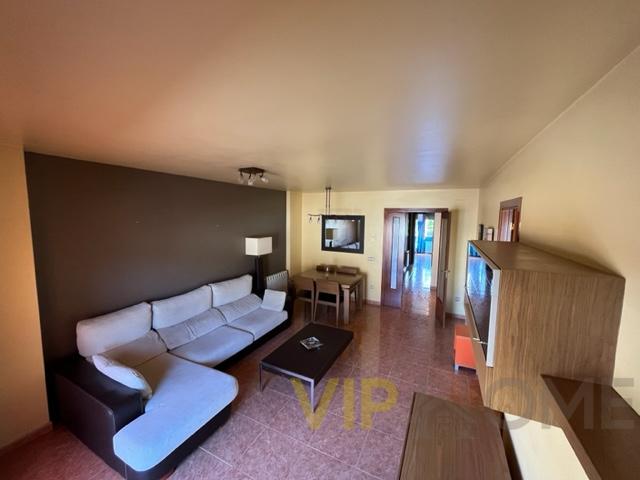 For sale of apartment in Llagostera