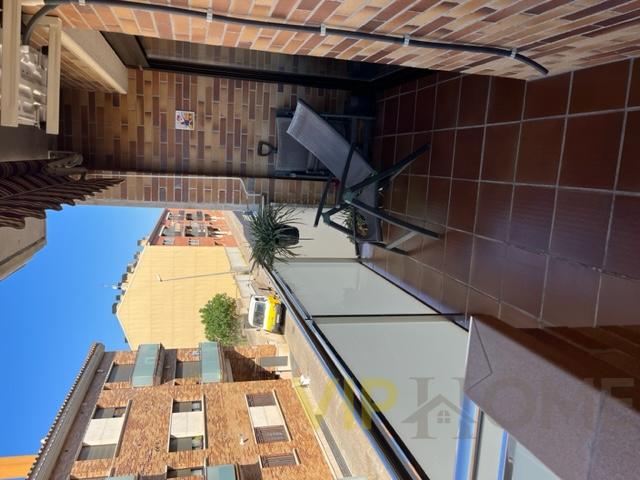 For sale of apartment in Llagostera