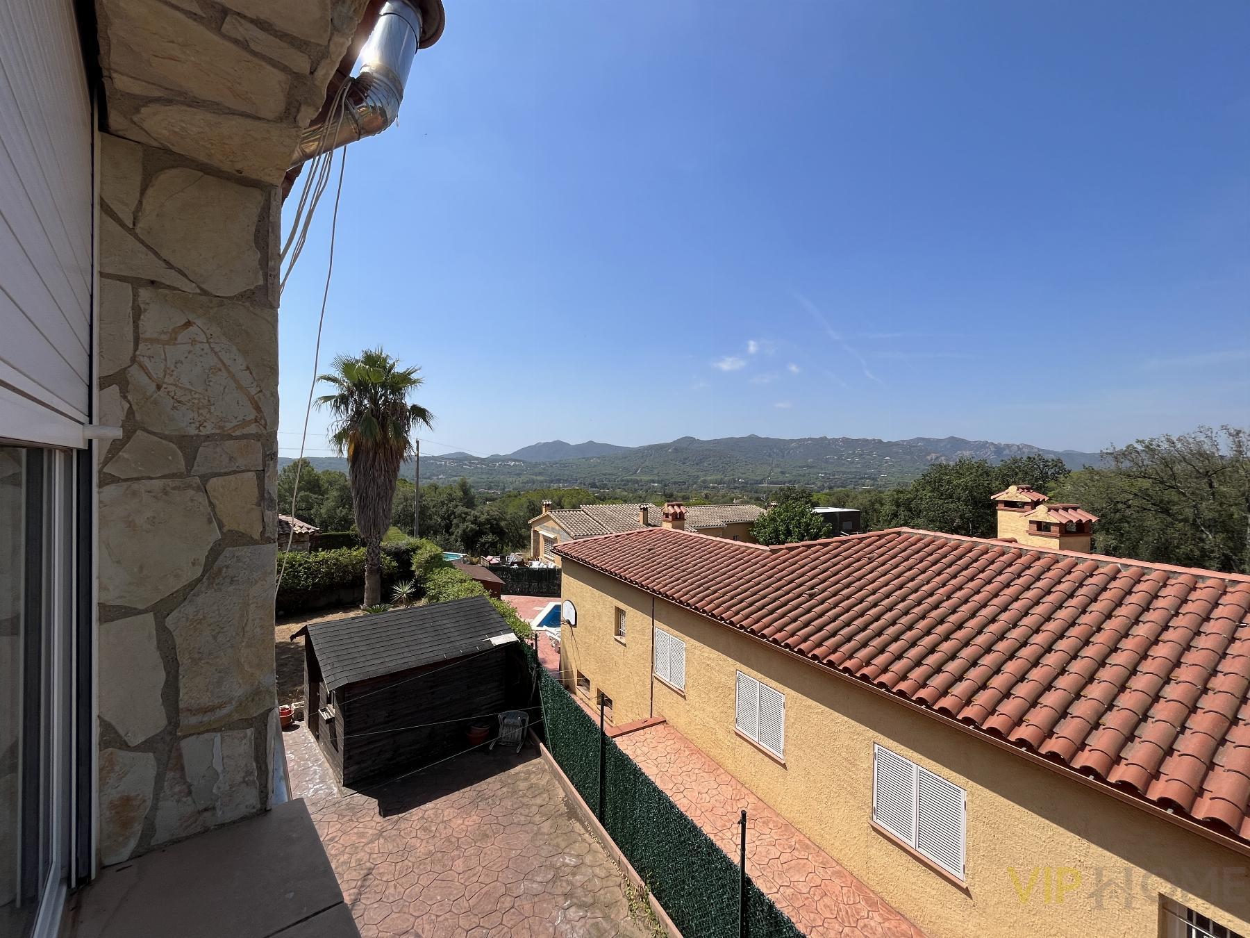 For sale of house in Santa Cristina D´aro