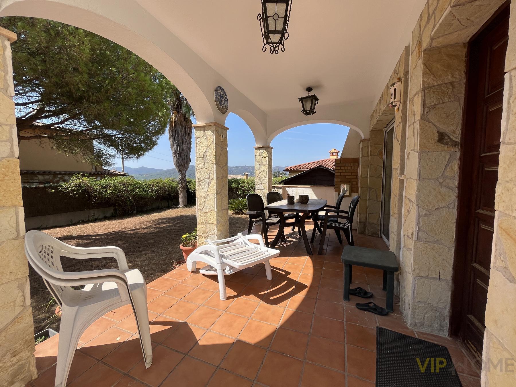 For sale of house in Santa Cristina D´aro