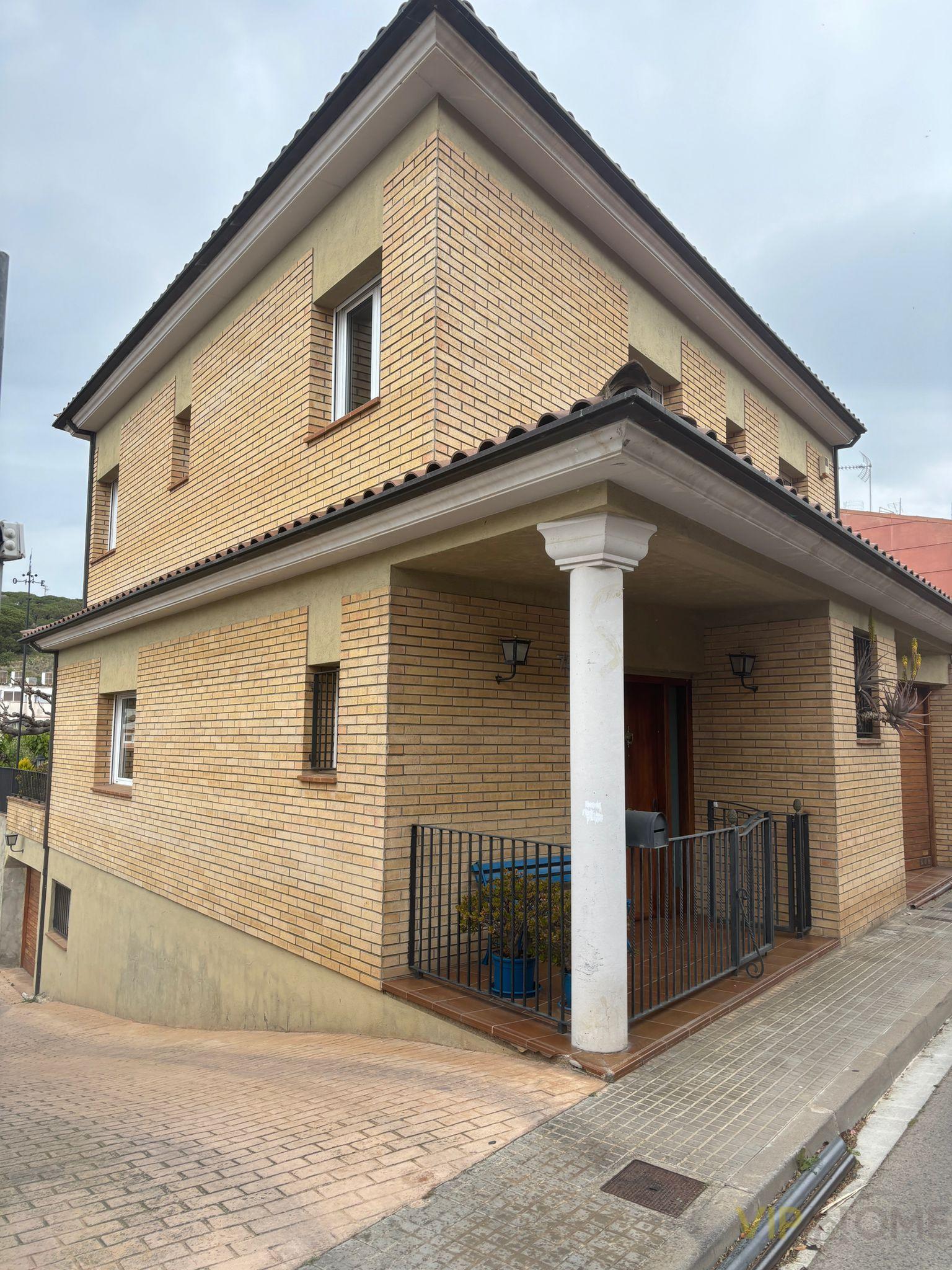 Façana
