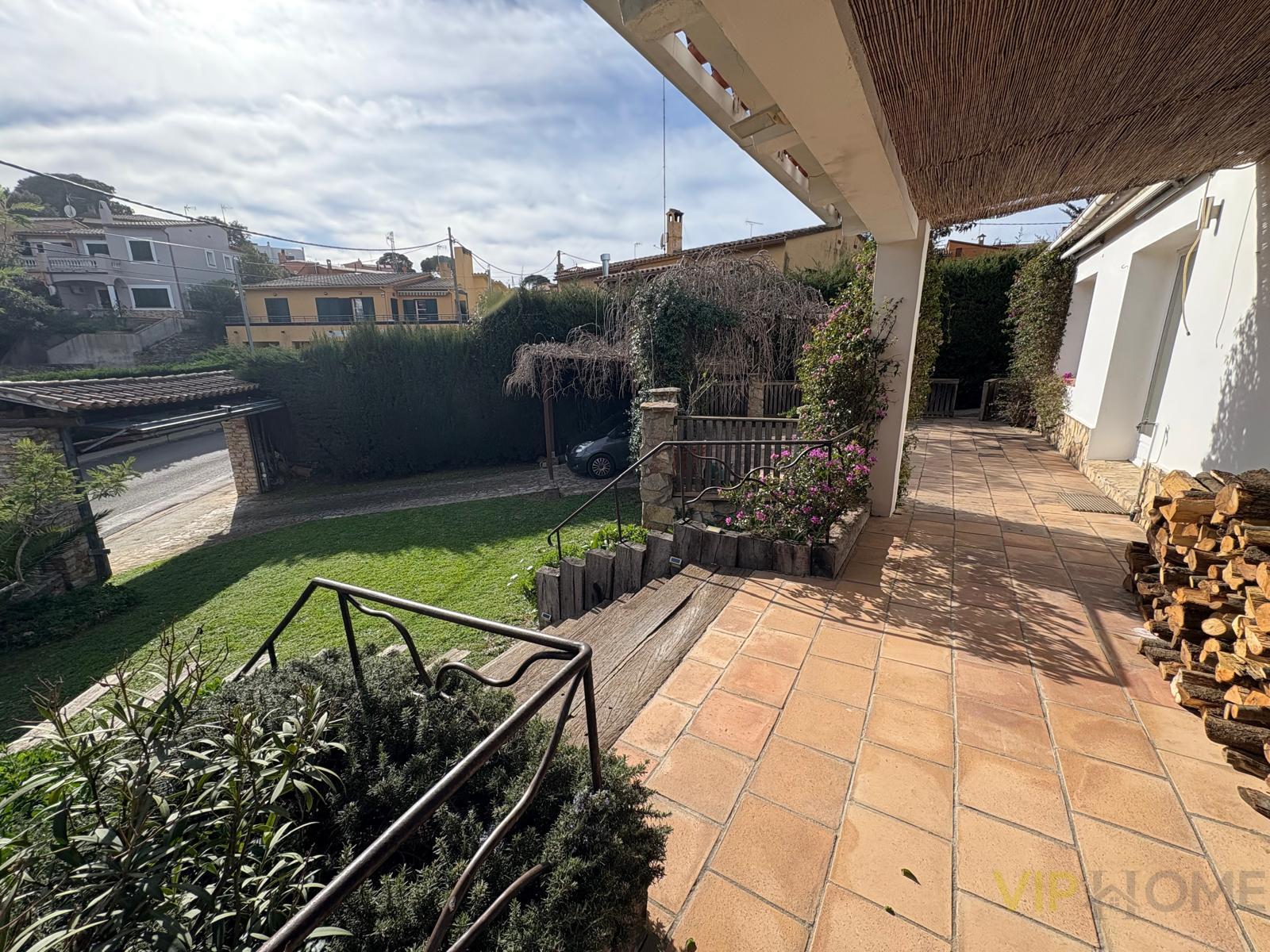 For sale of chalet in Begur