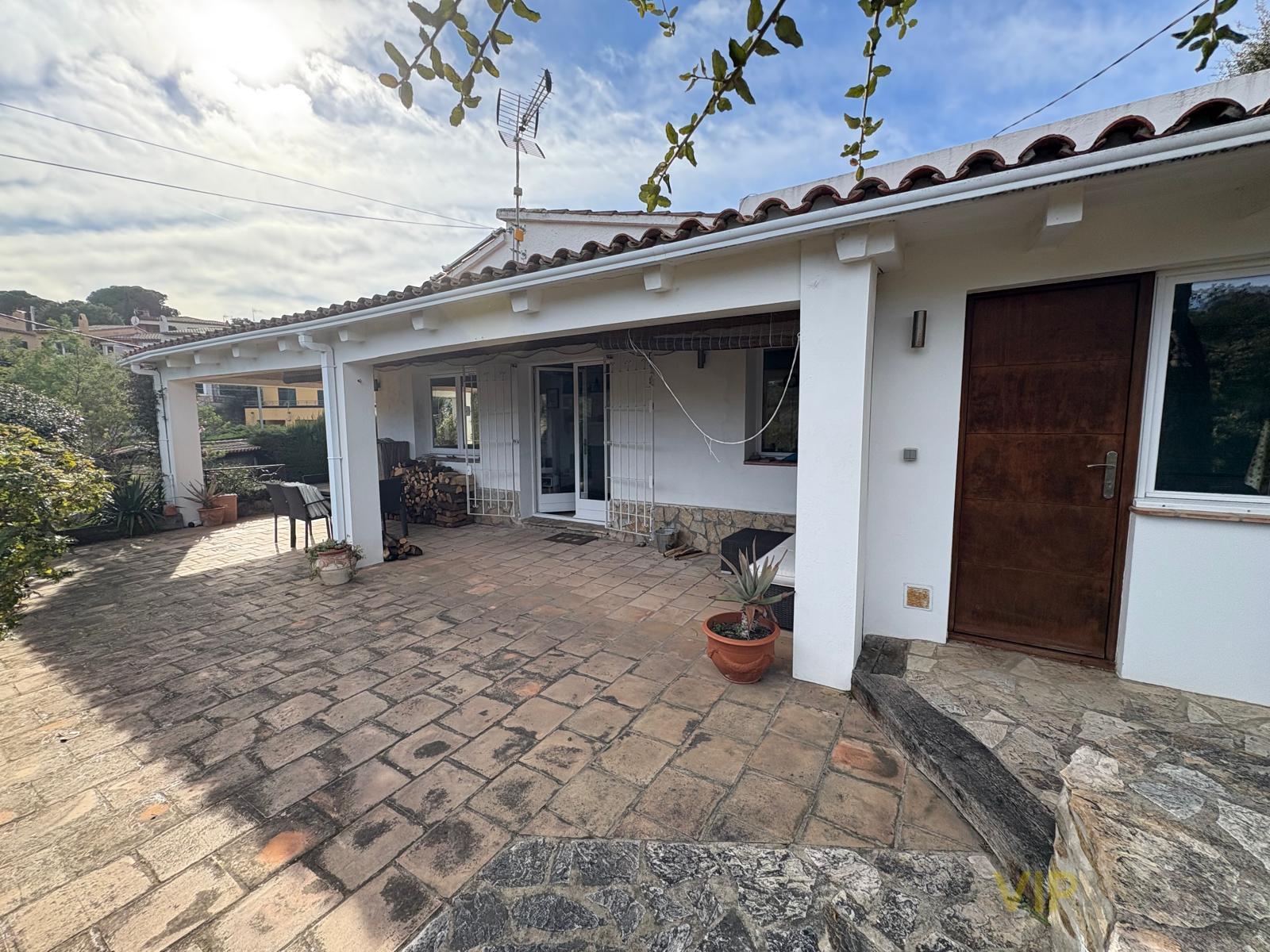 For sale of chalet in Begur