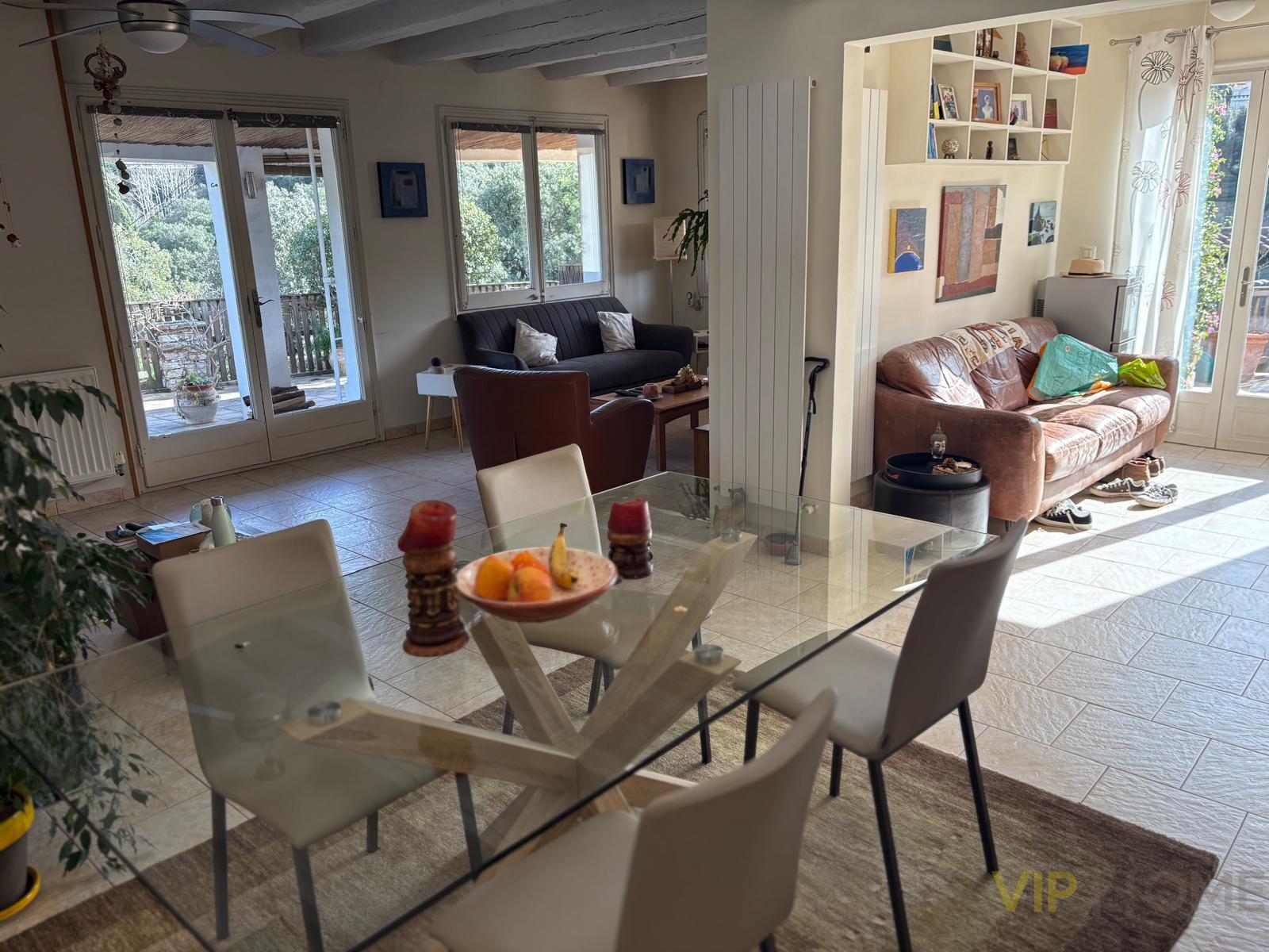 For sale of chalet in Begur