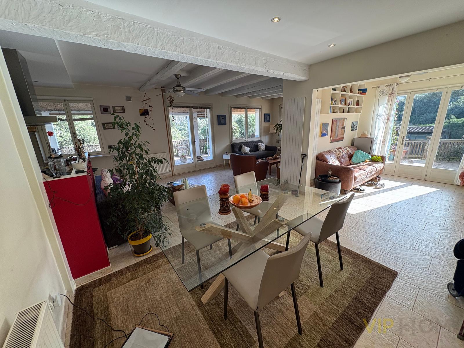 For sale of chalet in Begur