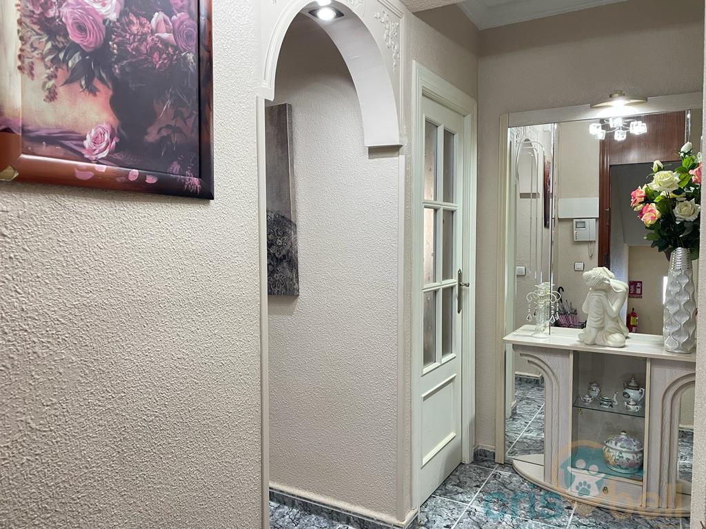 For sale of penthouse in Lorca