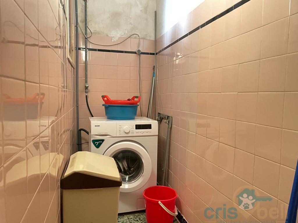 For sale of flat in Águilas