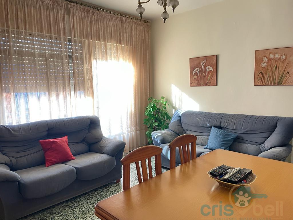 For sale of flat in Águilas