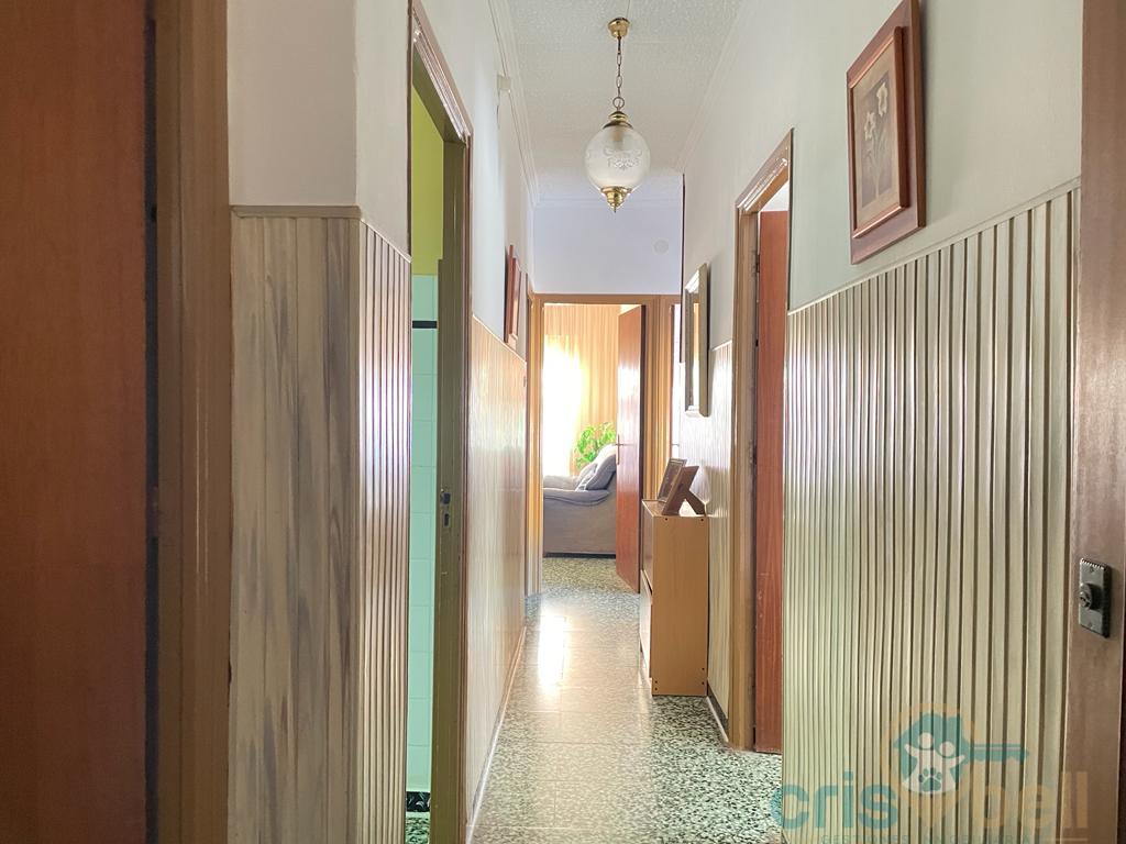 For sale of flat in Águilas