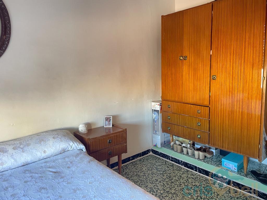 For sale of flat in Águilas