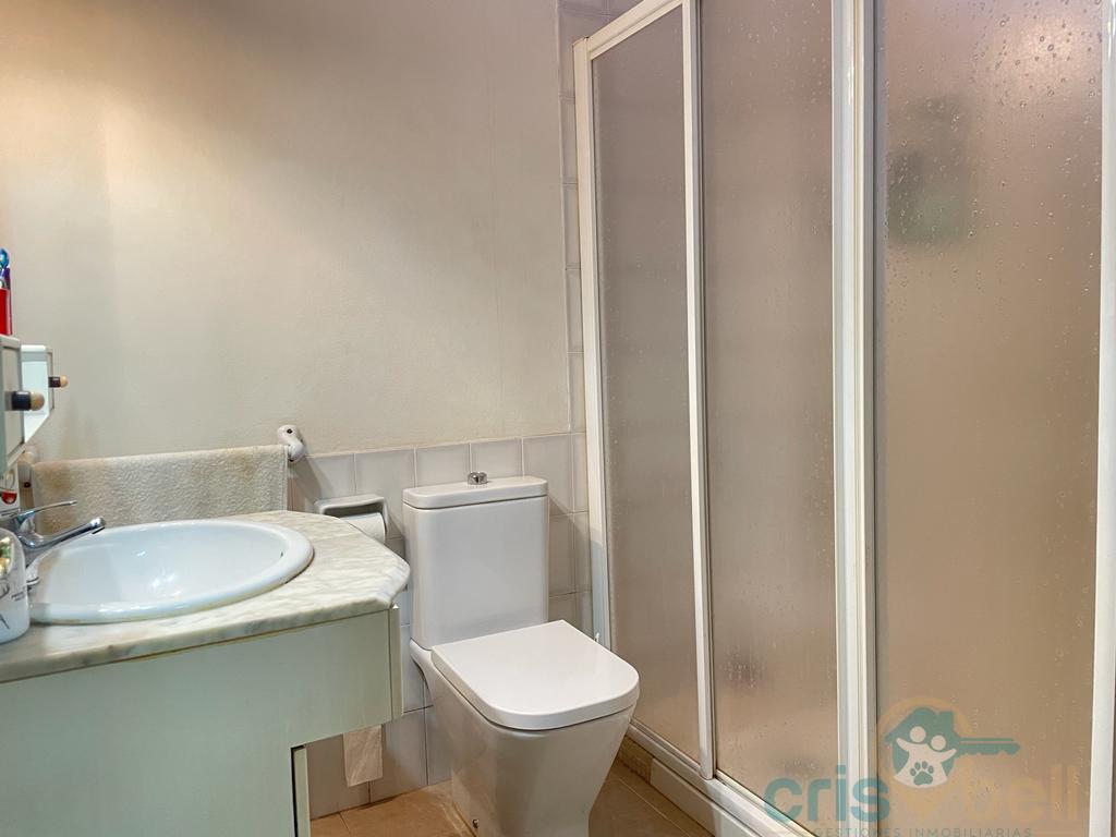 For sale of flat in Águilas