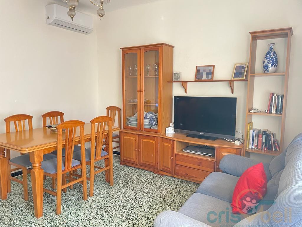 For sale of flat in Águilas