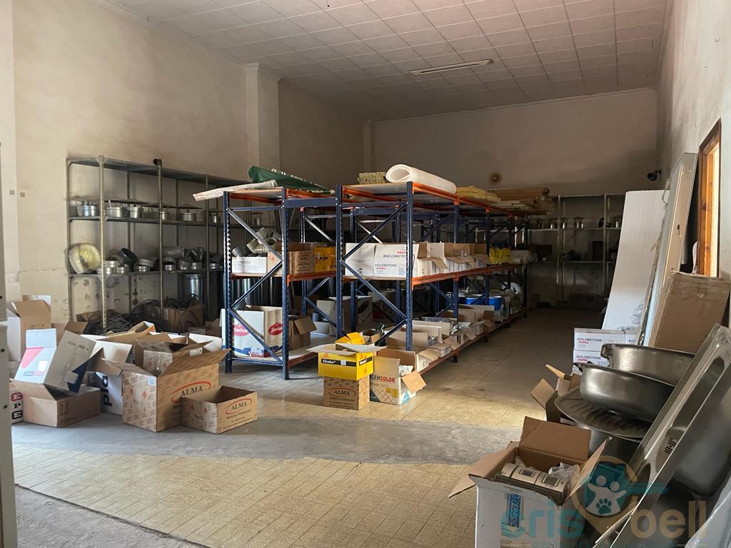 For sale of industrial plant/warehouse in Lorca