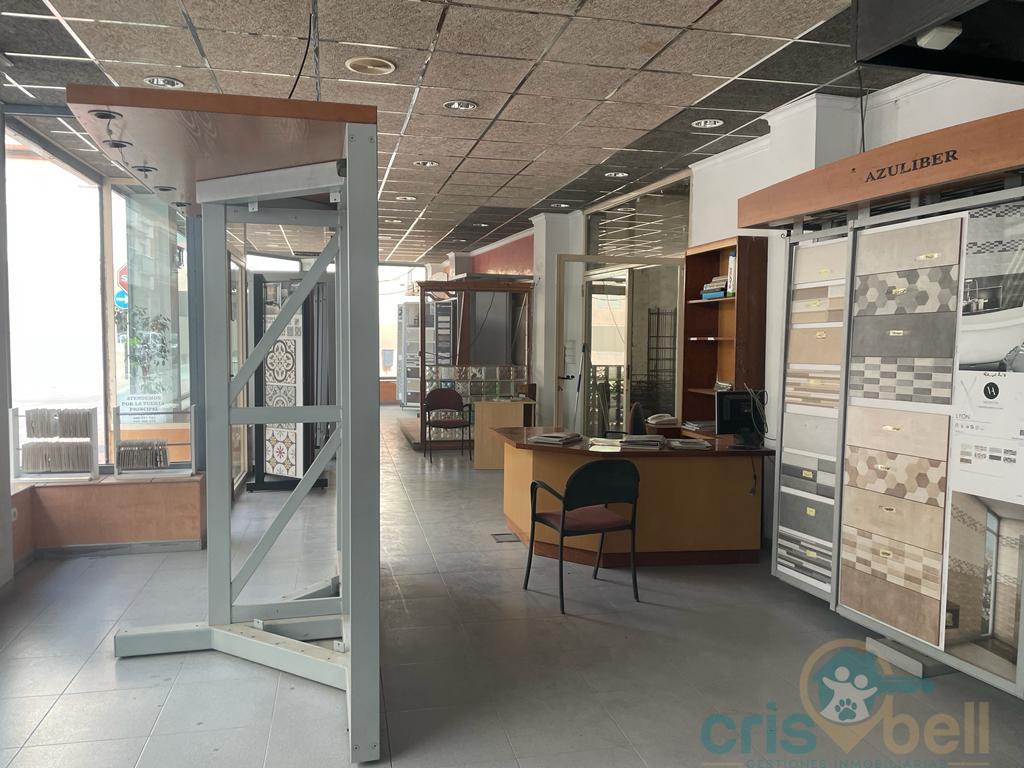 For sale of industrial plant/warehouse in Lorca